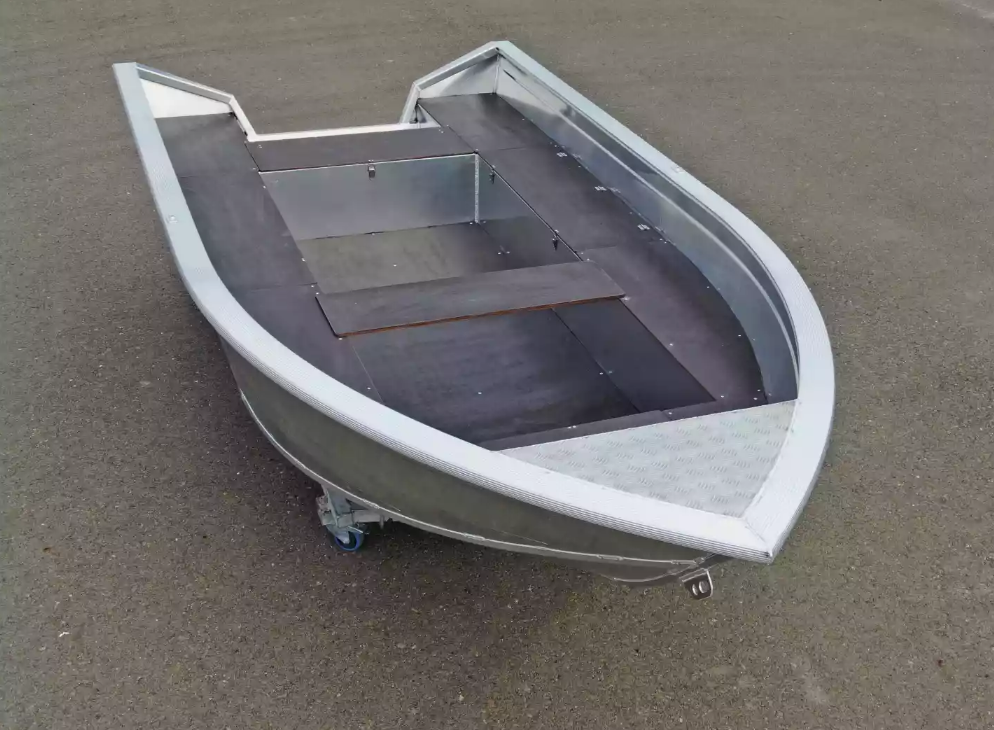 Алюминиевая лодка  Неман-420 в Стерлитамаке