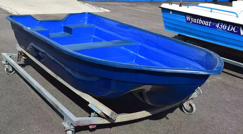 Стеклопластиковая лодка Neman-340 (тримаран) в Стерлитамаке