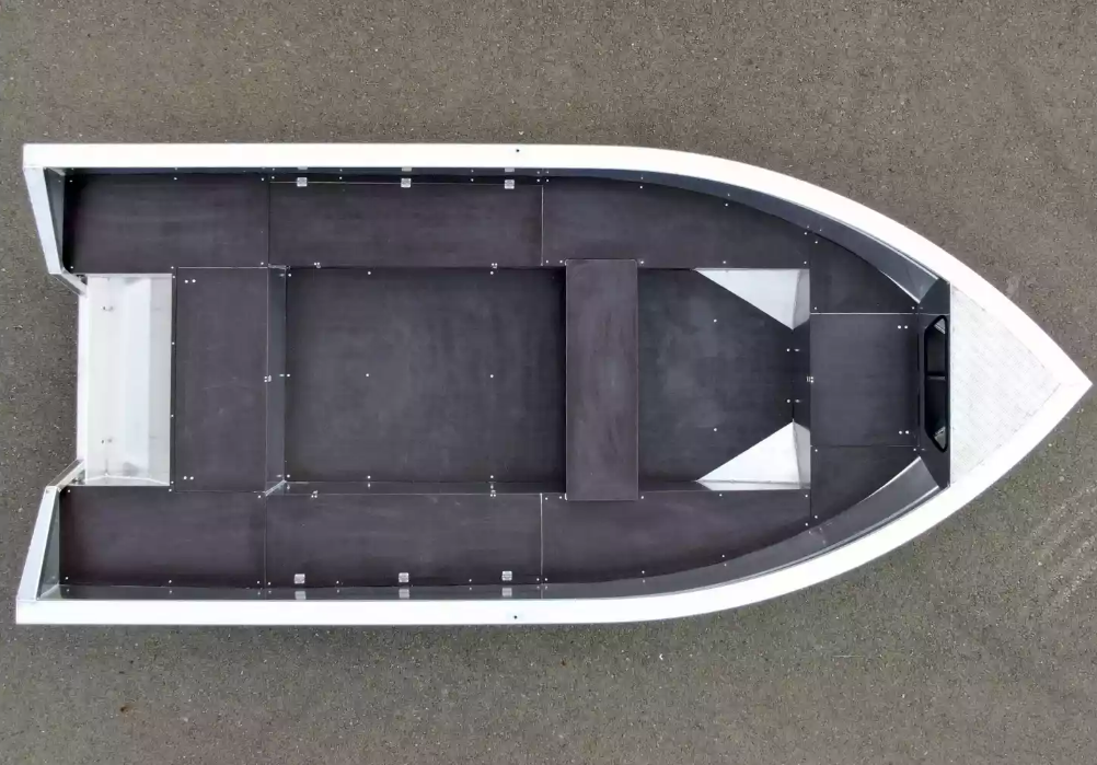 Алюминиевая лодка  Неман-420 в Стерлитамаке