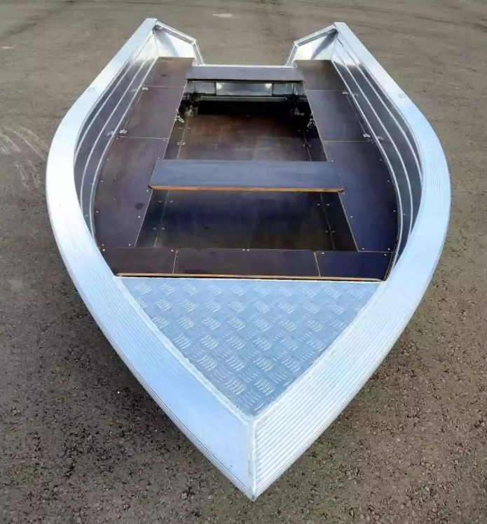 Алюминиевая лодка Неман-400 в Стерлитамаке