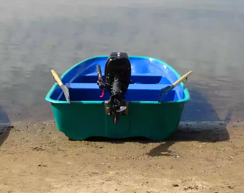 Стеклопластиковая лодка Старт (тримаран) в Стерлитамаке