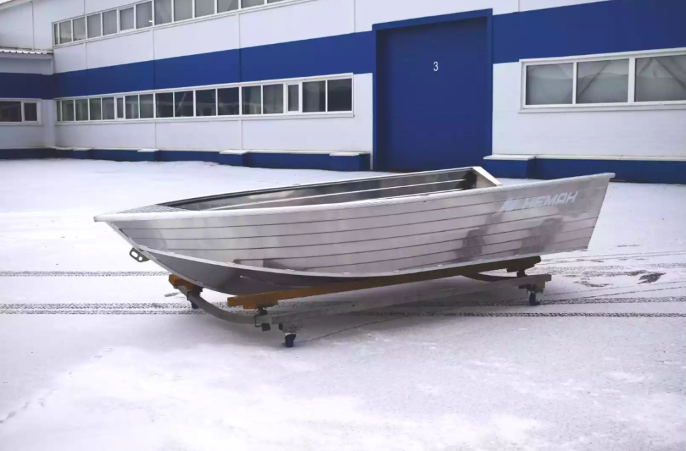 Алюминиевая лодка Неман-400 в Стерлитамаке