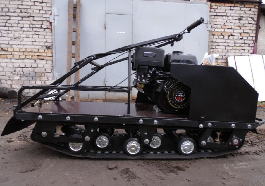 Мотобуксировщик AhtaR Зима 15 л/с с вариатором в Стерлитамаке