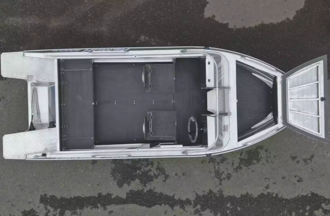 Алюминиевая лодка  Neman-400 PRO в Стерлитамаке