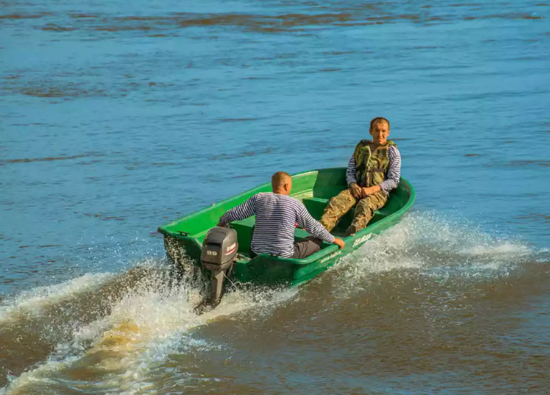 Стеклопластиковая лодка Neman-340 (тримаран) в Стерлитамаке