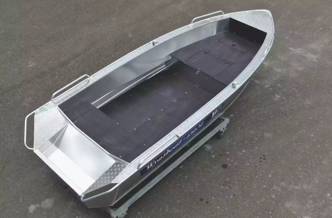 Алюминиевая лодка  Wyatboat-430М FISH в Стерлитамаке