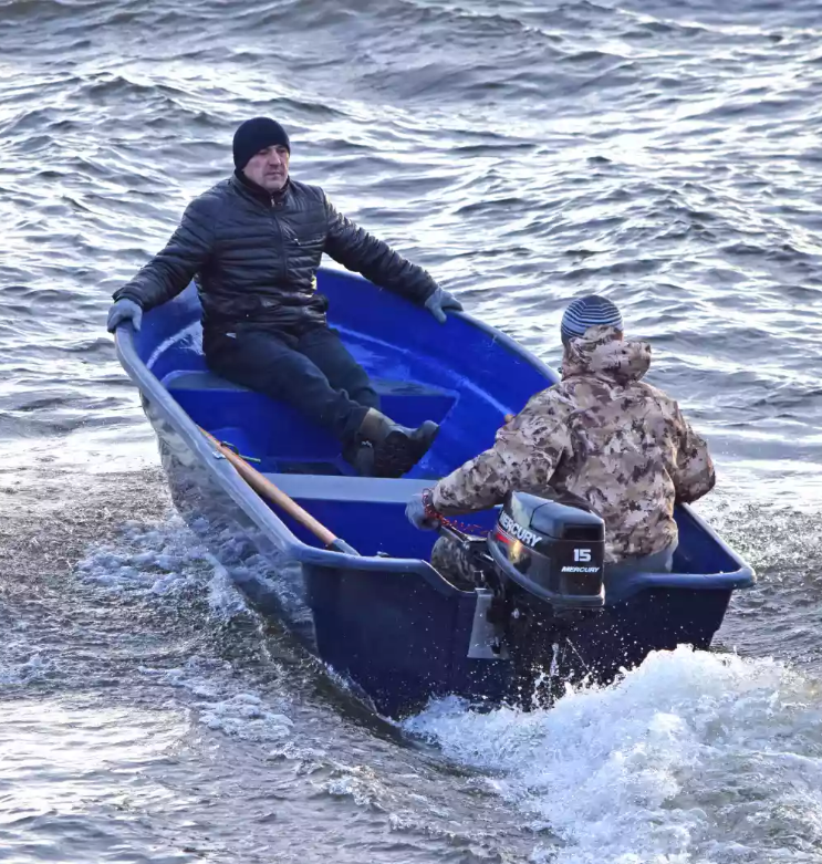 Стеклопластиковая лодка Neman-340 (тримаран) в Стерлитамаке