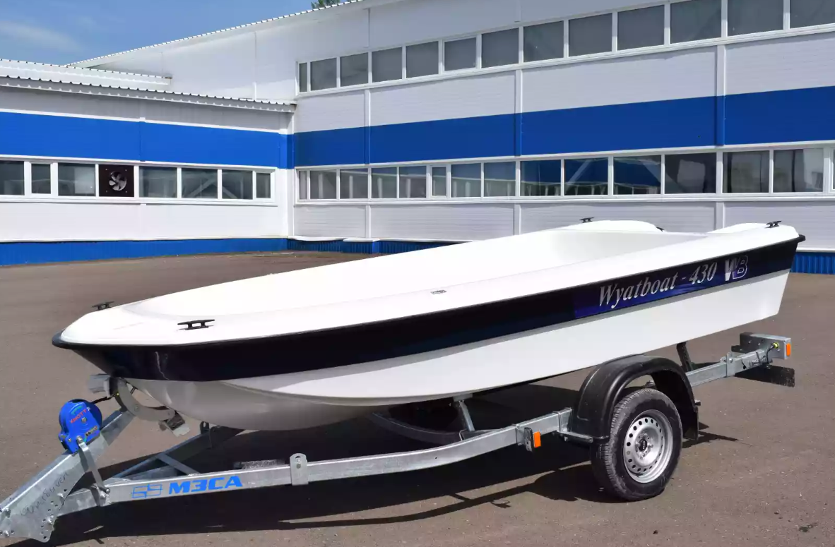 Стеклопластиковая лодка Wyatboat 430 тримаран в Стерлитамаке
