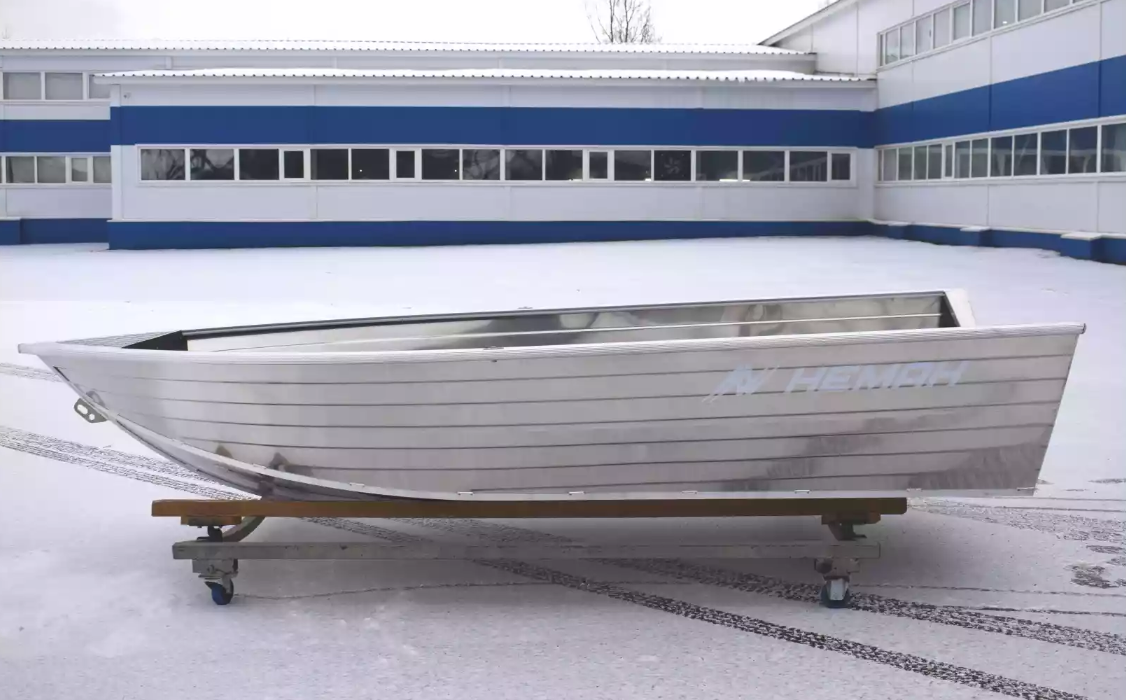 Алюминиевая лодка Неман-400 в Стерлитамаке