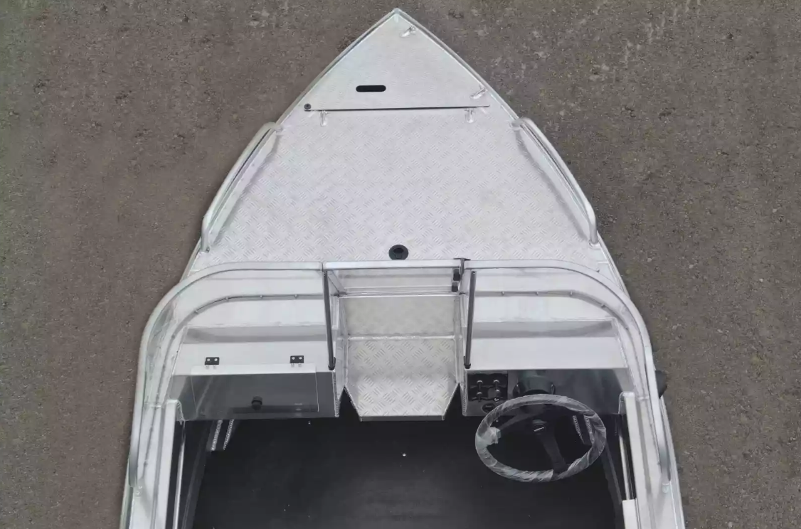 Алюминиевая лодка  Neman-400 PRO в Стерлитамаке