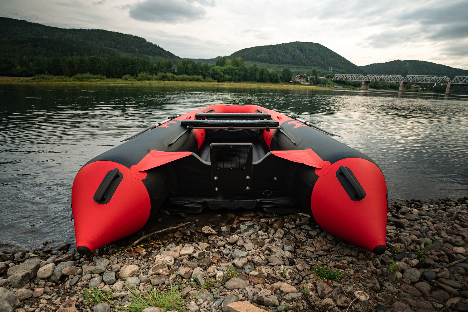 Лодка MISHIMO RIVER JET 400 под водомет в Стерлитамаке