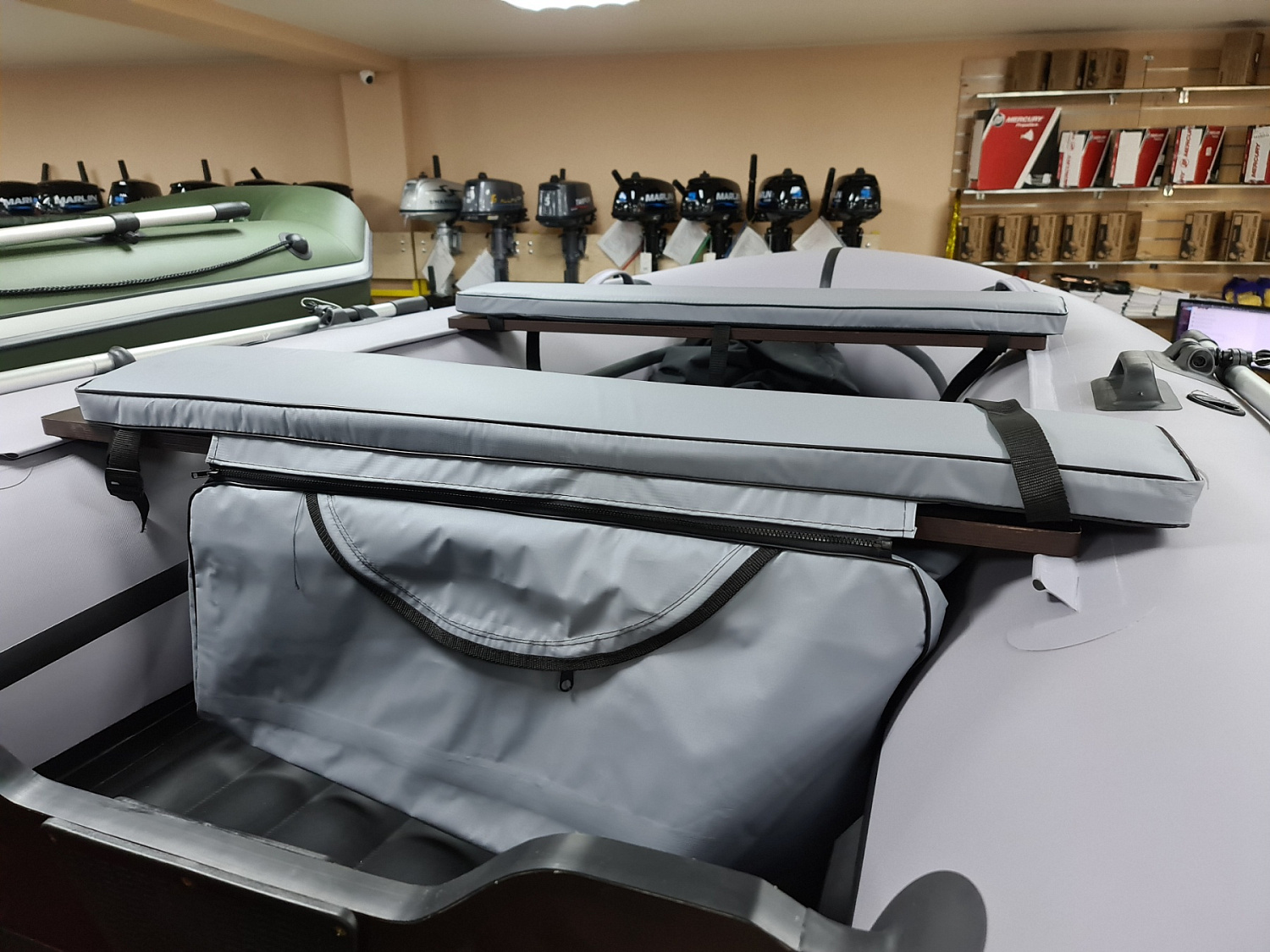 КОМПЛЕКТ МЯГКИХ НАКЛАДОК С СУМКОЙ ДЛЯ ЛОДОК 110Х20 СЕРЫЙ в Стерлитамаке