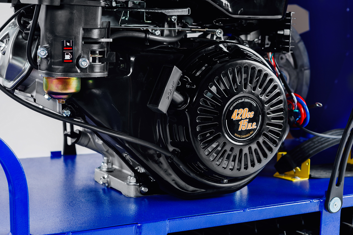 Мотобуксировщик SNOW DOG 17 с эл. запуском (DINKING) в Стерлитамаке